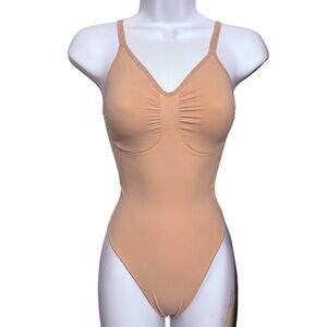SKIMS Sculpting Thong Bodysuit. NEW!